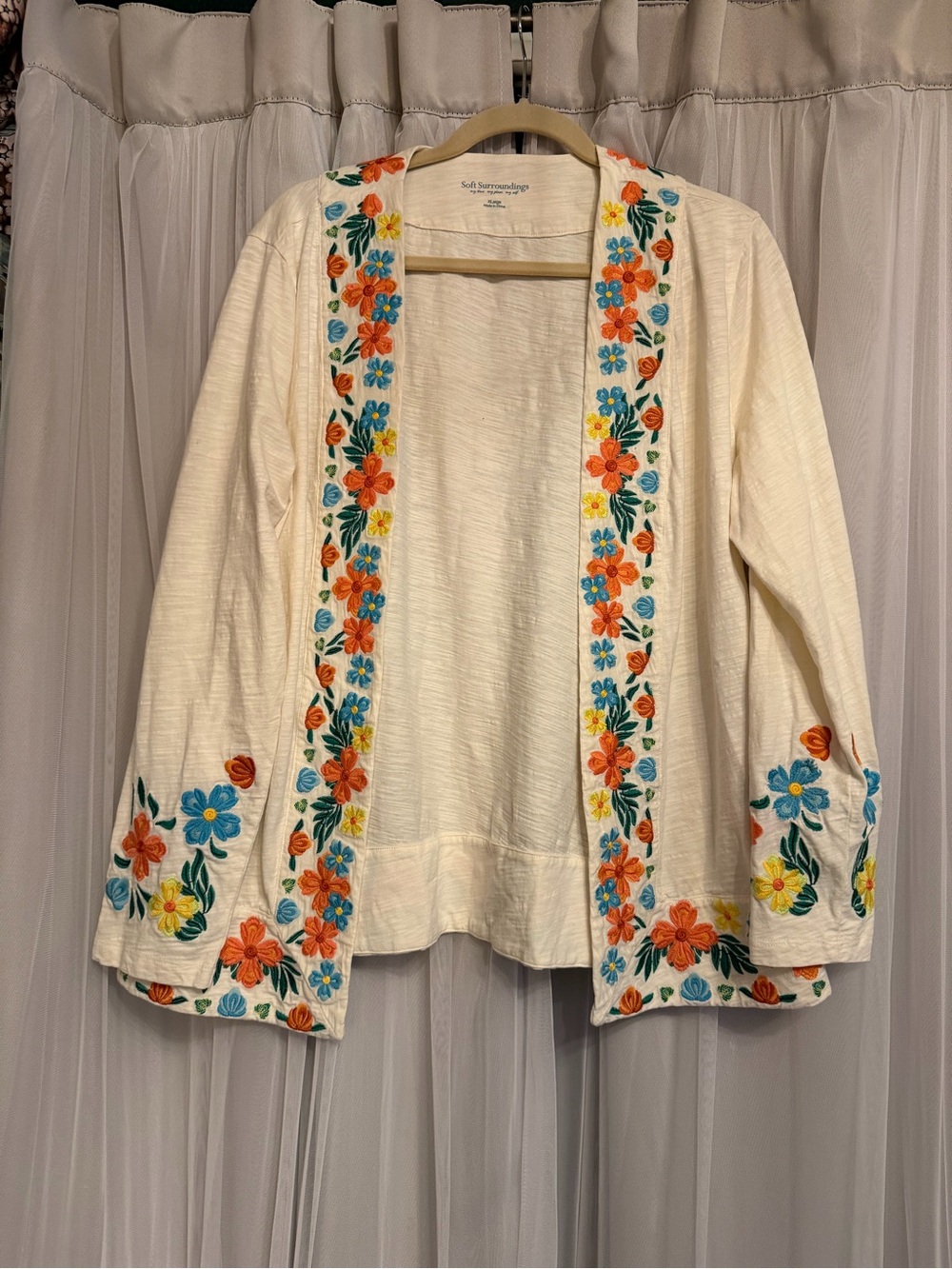 Soft Surroundings Cream Lightweight Top with Teal Logo